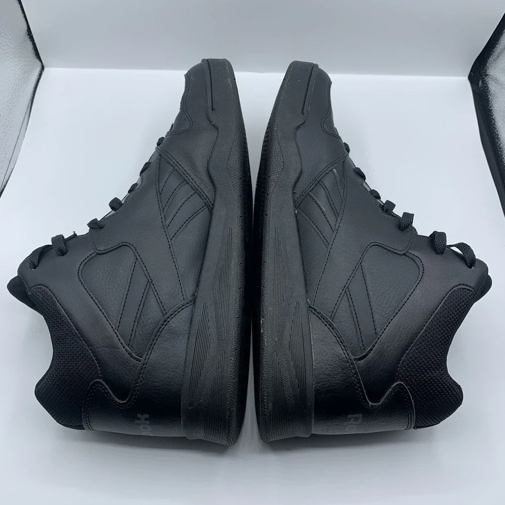 Reebok Royal BB mid basketball shoes black Size 15